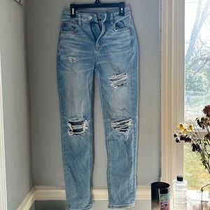 Women’s Light blue American Eagle holy Mom Straight Jeans